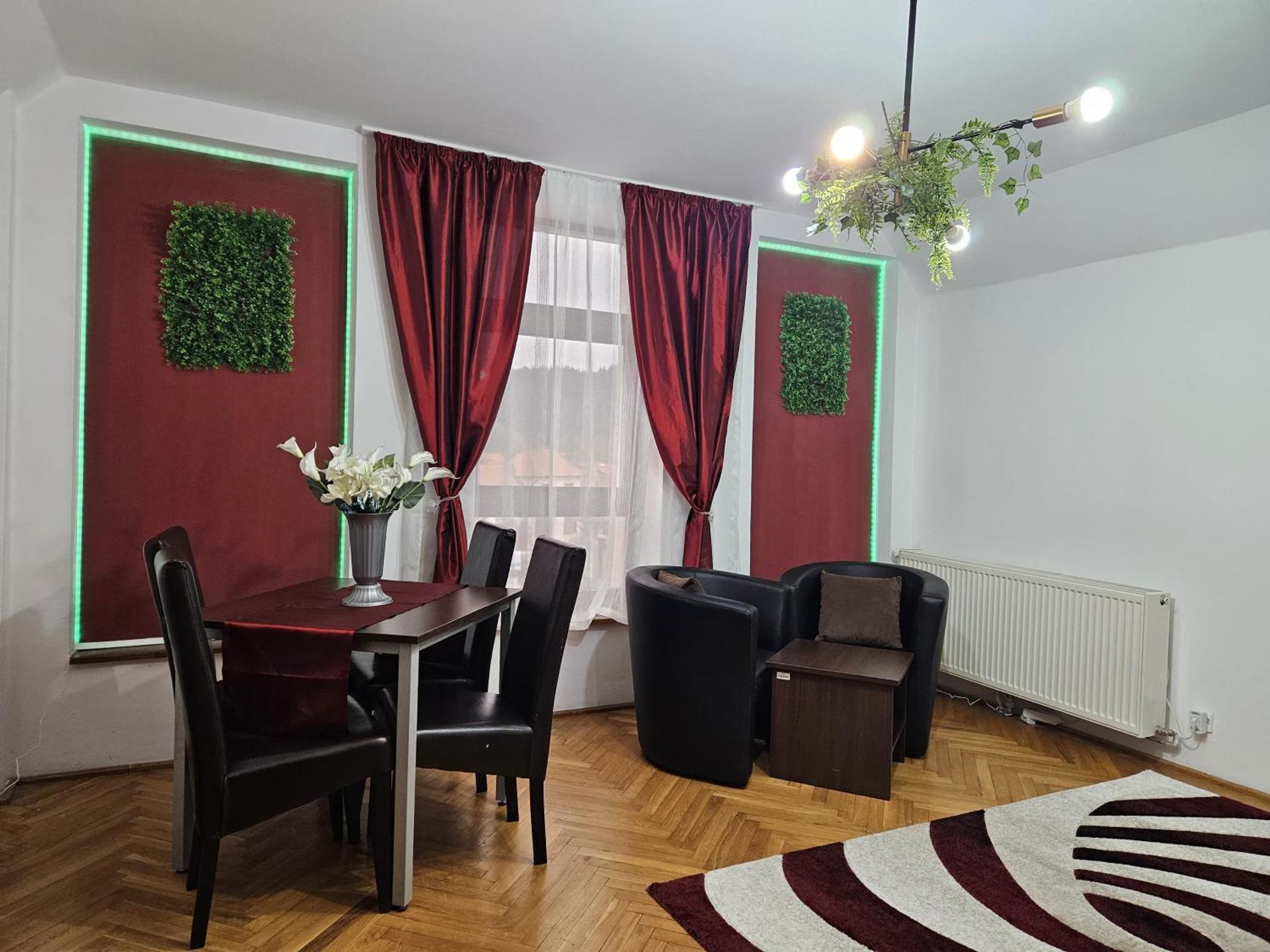 Apartment Zarnesti City Centre Vmp Free Parking Exterior photo