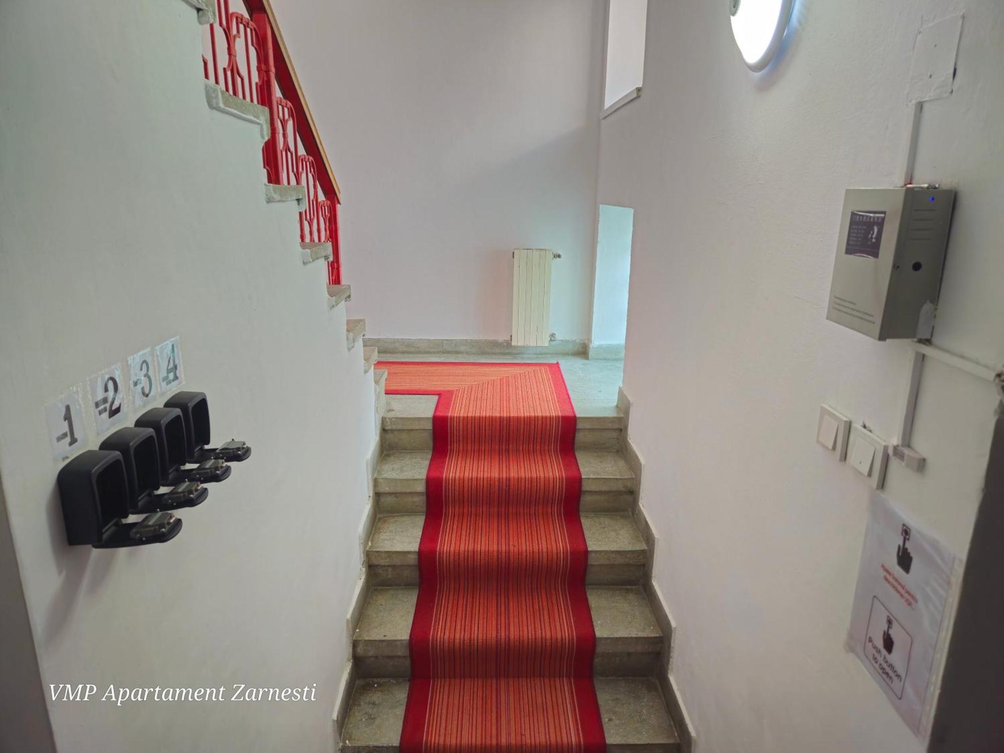 Apartment Zarnesti City Centre Vmp Free Parking Room photo