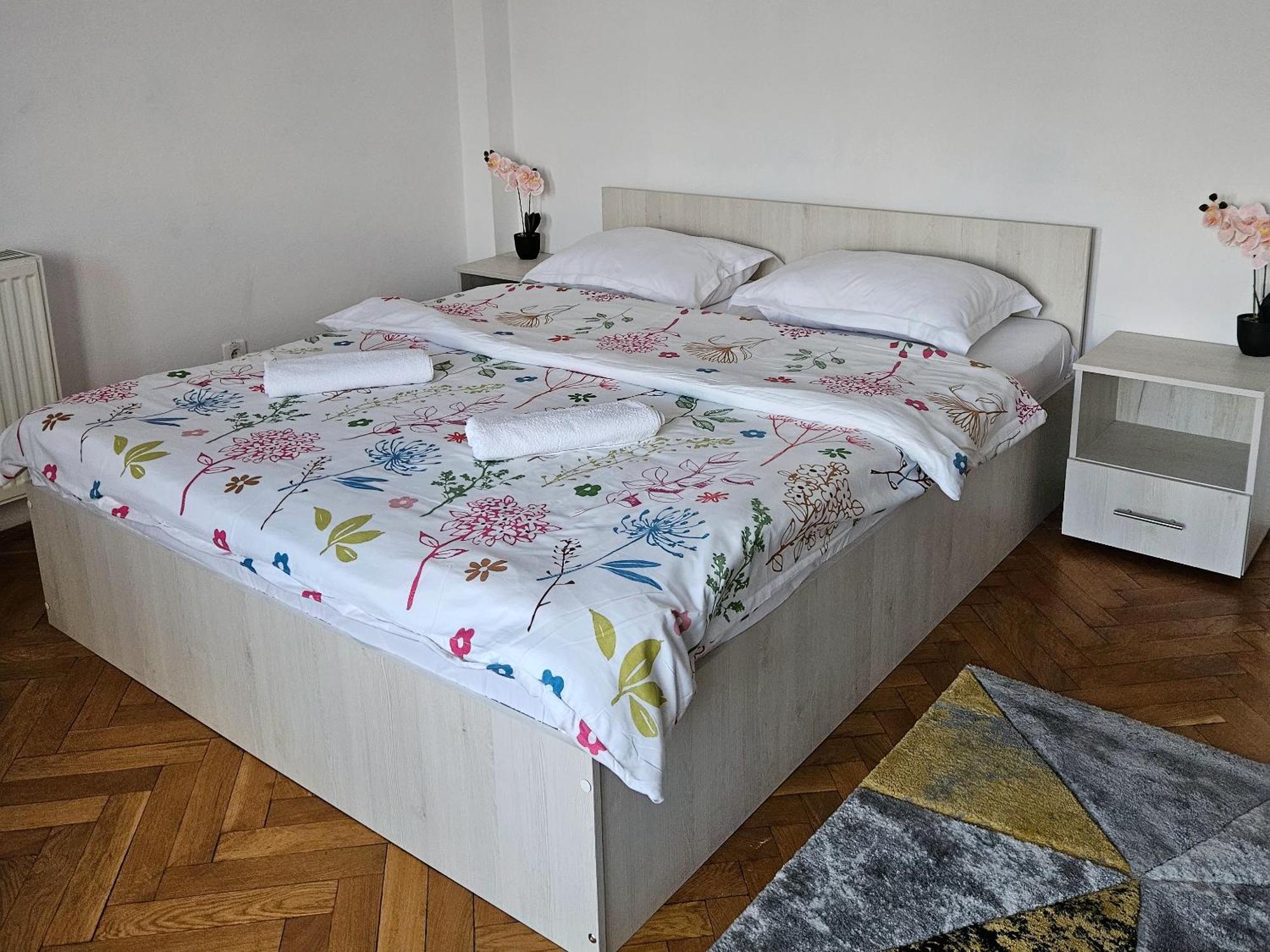 Apartment Zarnesti City Centre Vmp Free Parking Exterior photo
