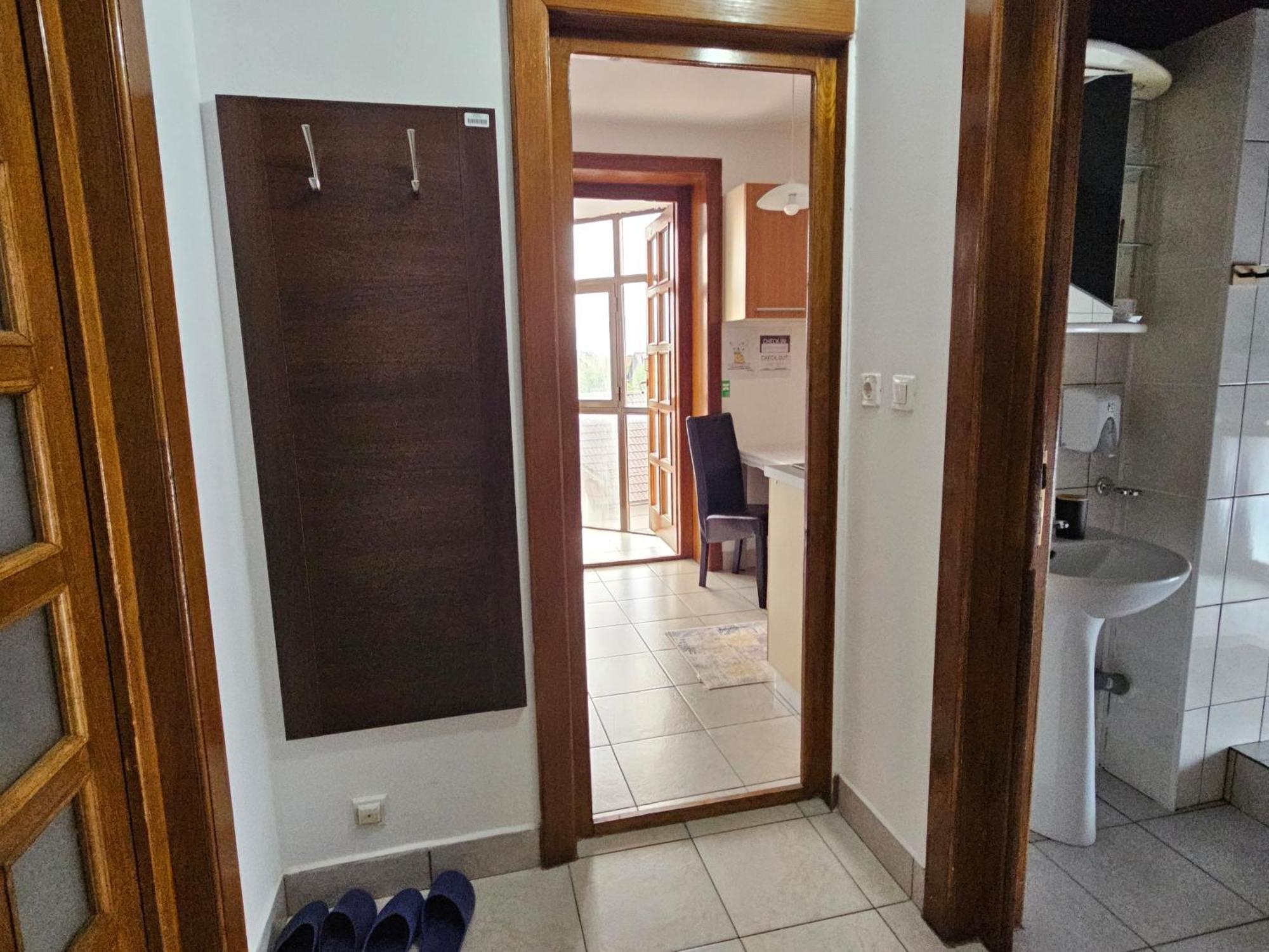 Apartment Zarnesti City Centre Vmp Free Parking Exterior photo